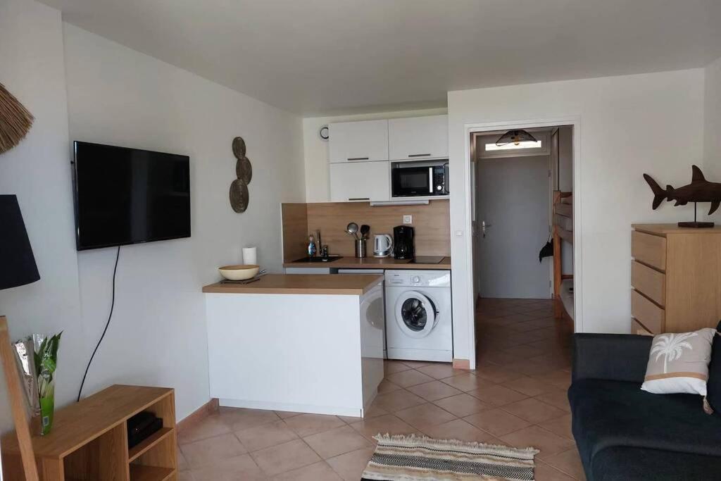 Magnifique Studio à 50m de la plage de Cavaliere - Studio Tamarindo Le Lavandou Esterno foto